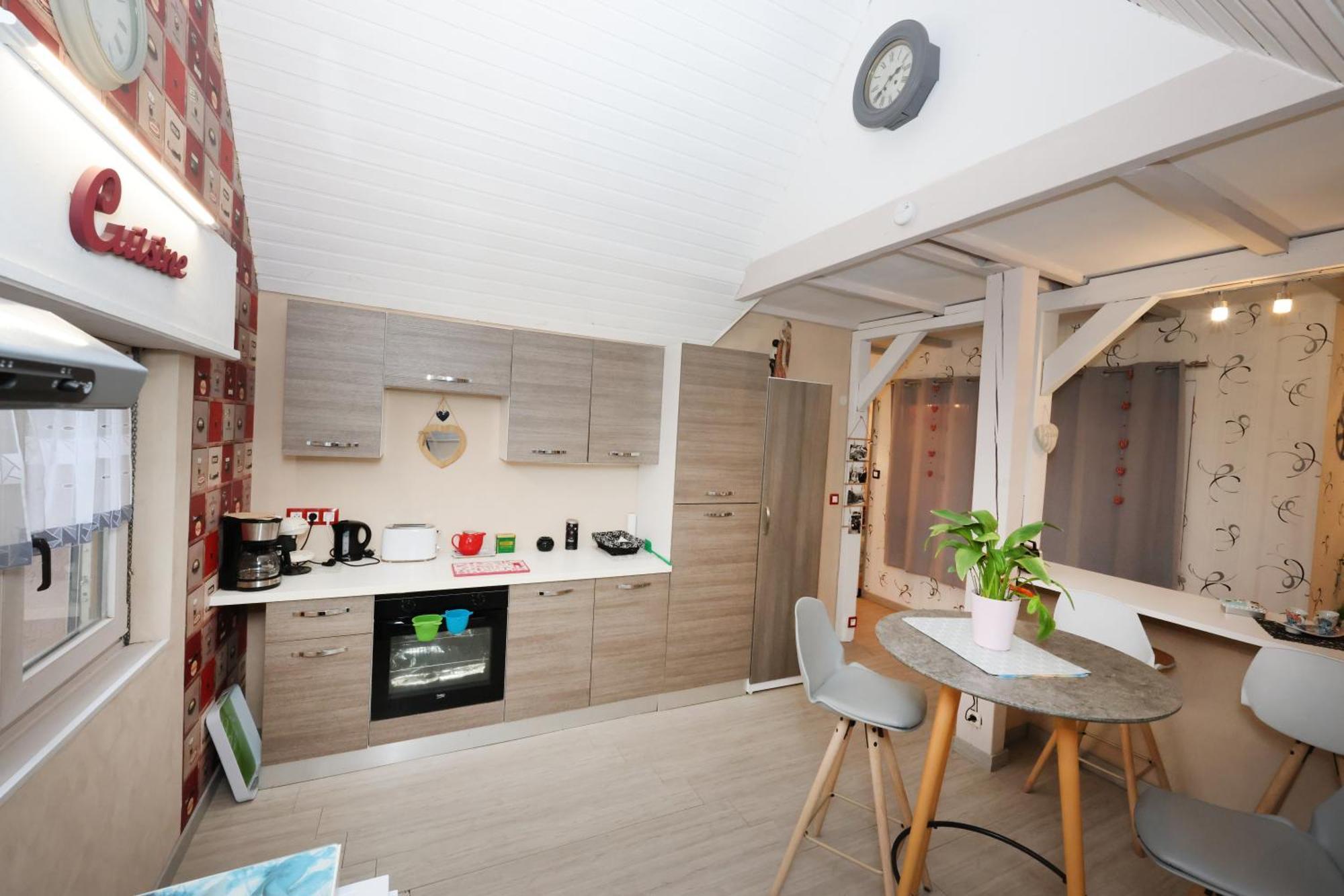 Le Clocher Aux Cigognes Au Village De Apartment